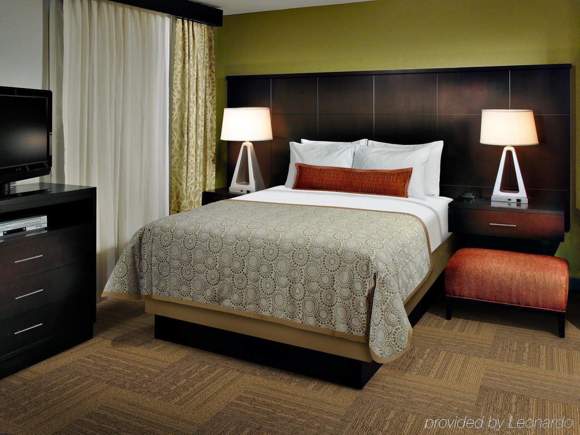 Staybridge Suites Anaheim At The Park By Ihg Esterno foto